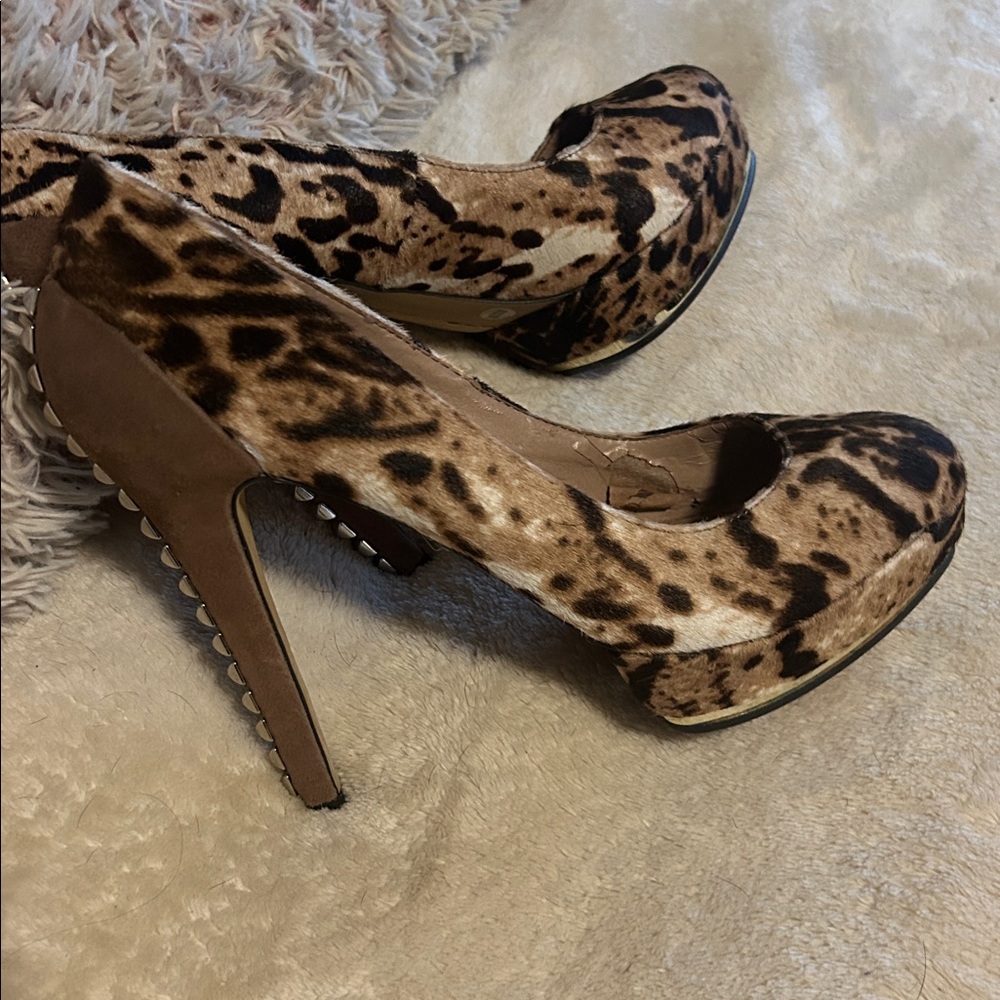 Vince Camuto Leopard Print Studded Heels - Picture 6 of 6